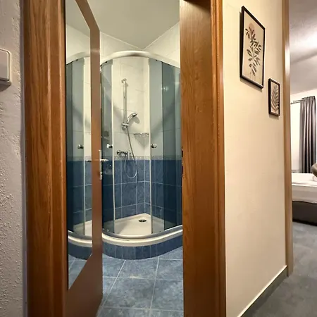 White Stone 43 Hotel 4*