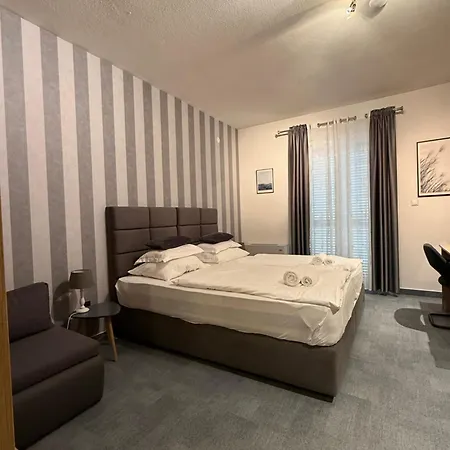 Hotel White Stone 43 4*