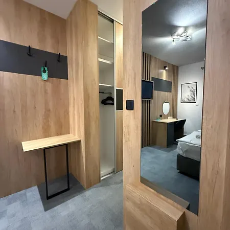 White Stone 43 Hotel