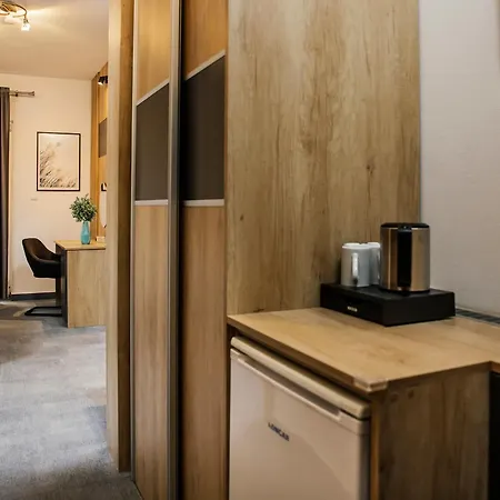 White Stone 43 Hotel 4*