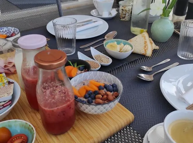 White Stone 43 Hotel